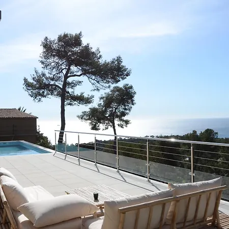 Piscine Avec Belle Vue