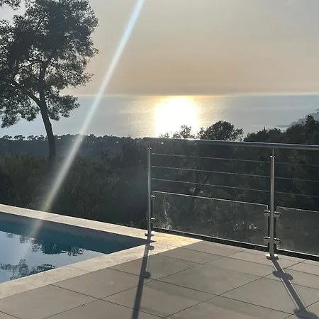 Piscine Avec Belle Vue Villa