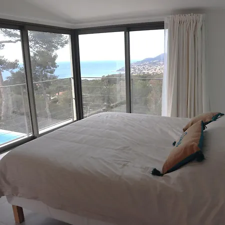 Piscine Avec Belle Vue Villa *